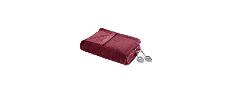 red plush blanket
